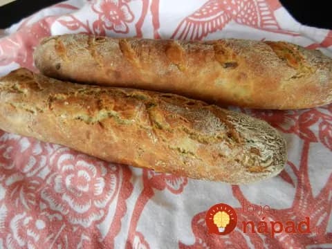 Cibuľové bagetky zo špaldovej múky