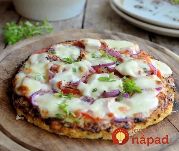 Fitness pizza z karfiolového cesta