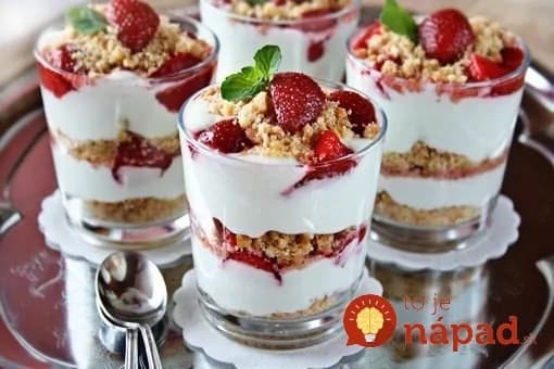 Fotopostup: Rýchly jahodový cheesecake v pohári