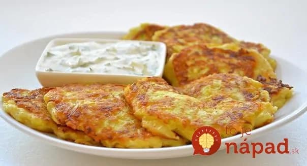 Cuketové lievance so syrom a cesnakom