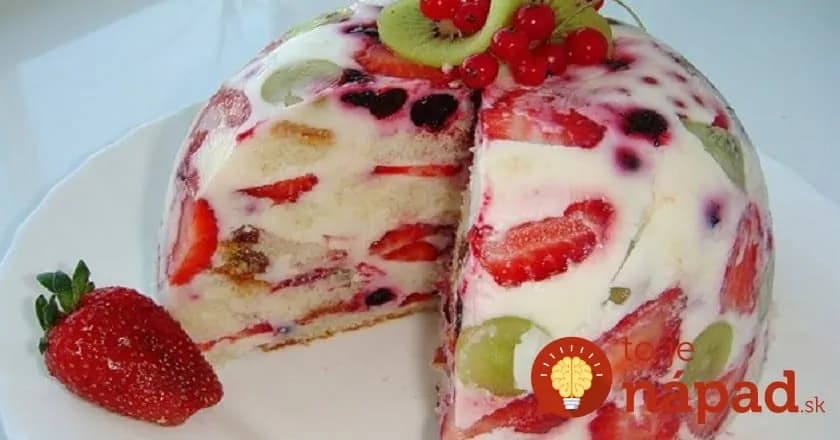 Nepečená smotanová torta s ovocím