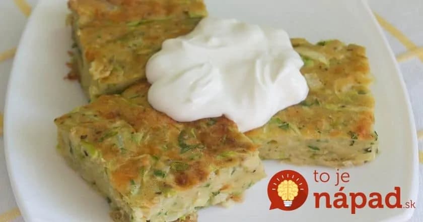 Cuketový koláč s kyslou smotanou