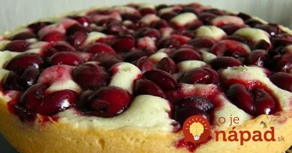 Bleskový čerešňový koláč z jogurtového cesta