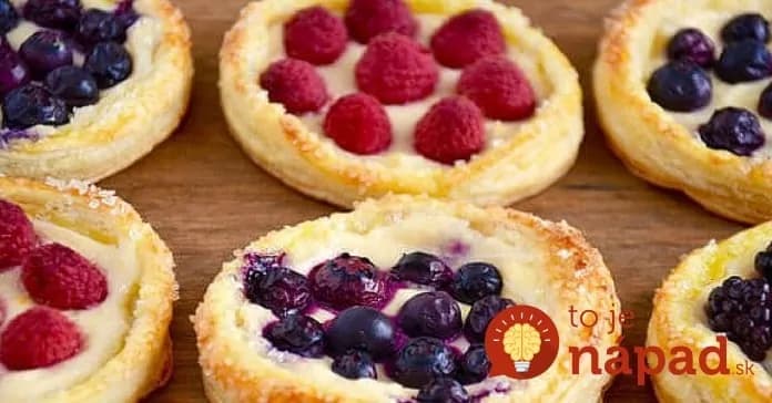 Mini koláčiky z lístkového cesta a ovocia