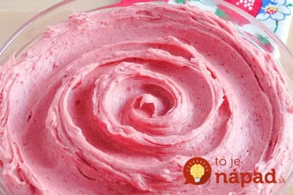 Jemný tvarohový krém s ovocím