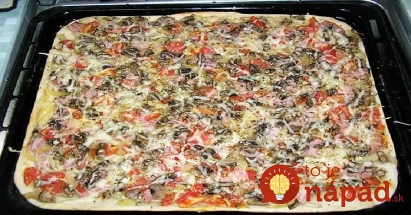 Bez kysnutia: Jednoduchý recept na domácu pizzu z kefírového cesta!