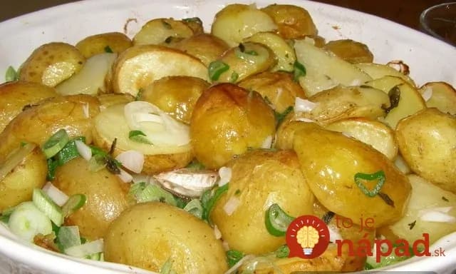 Nové zemiaky s cesnakovou omáčkou