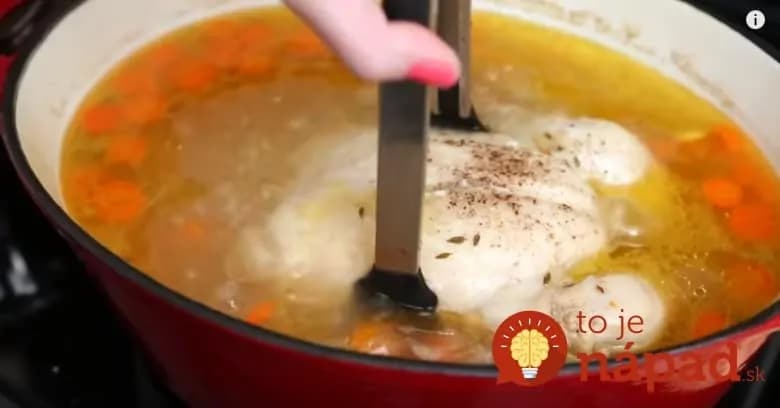 Toto vás zachráni vždy, keď na vás začne liezť chrípka alebo prechladnutie: Vývar ako ho nepoznáte!