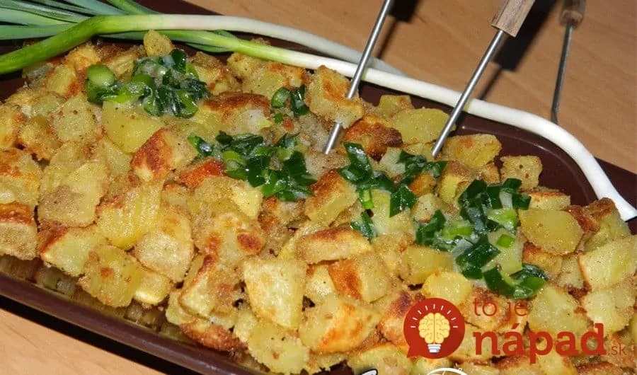 Extra chrumkavé vďaka jednej prísade: Výborné pečené zemiaky so zelenou cibuľkou!