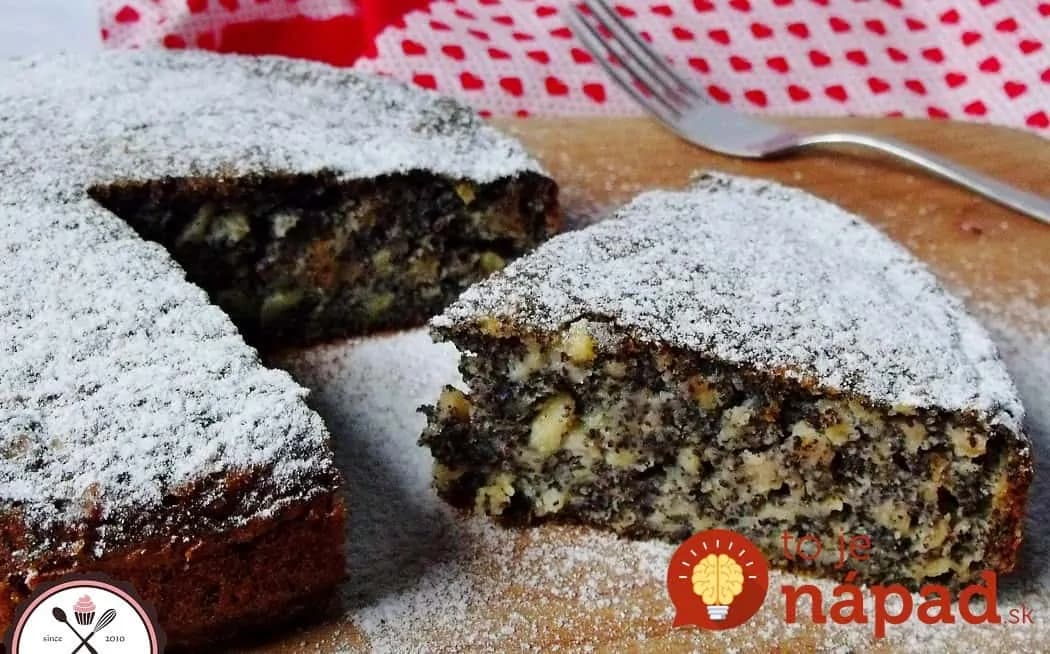 Stačí len zmiešať a naliať na plech: 2-minútový makový koláč s jablkami!