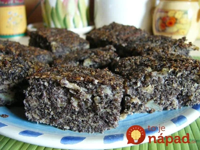 Fit koláč bez výčitiek: Makovo-jablkové kocky bez múky!