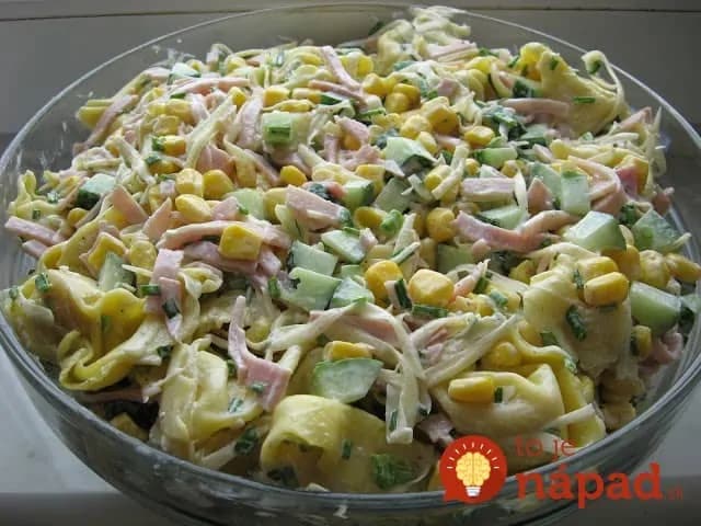 Ľahký a výborný cestovinový šalát so šunkou a kukuricou!