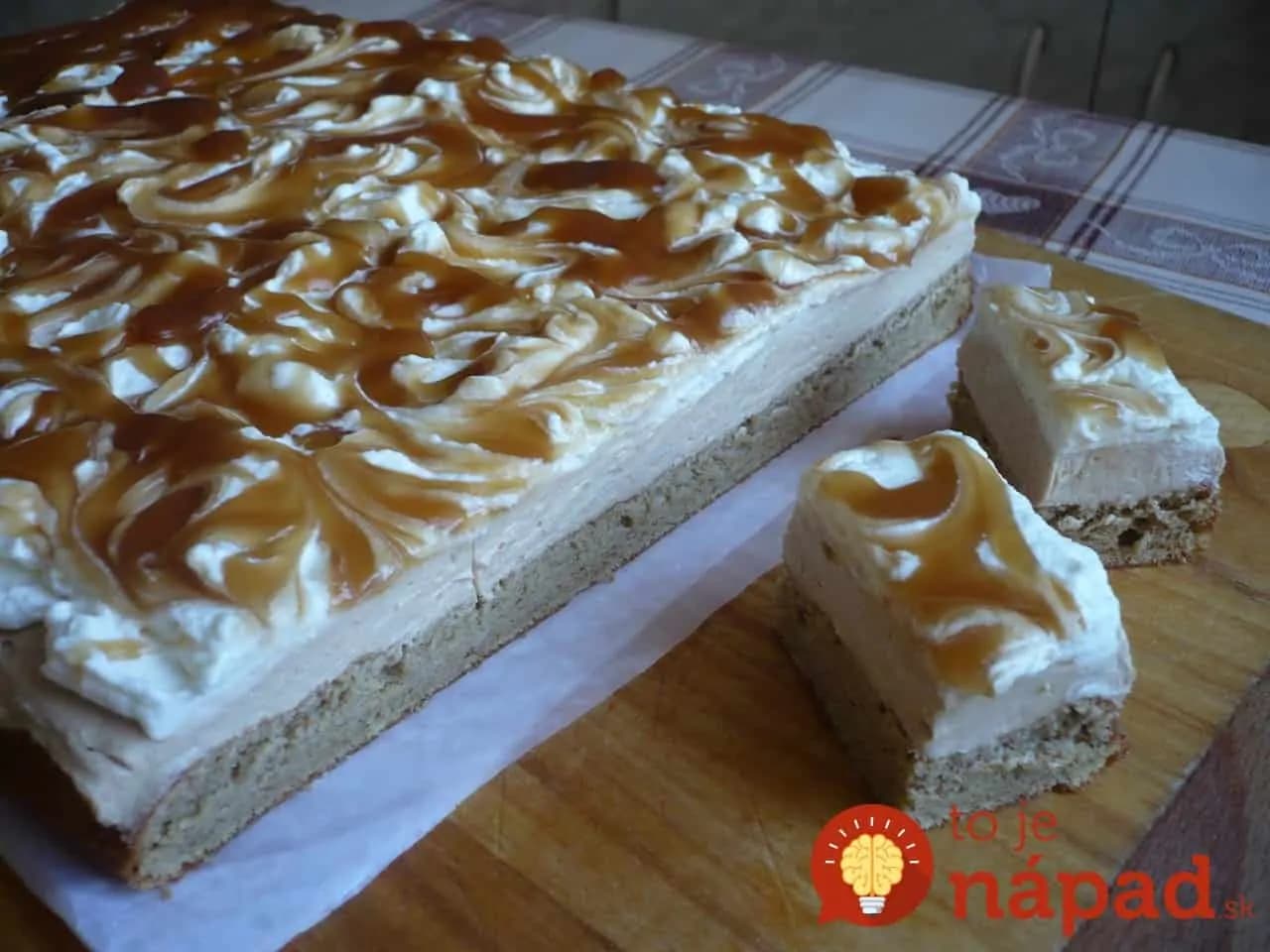 Najjednoduchšie karamelové rezy so šľahačkou!