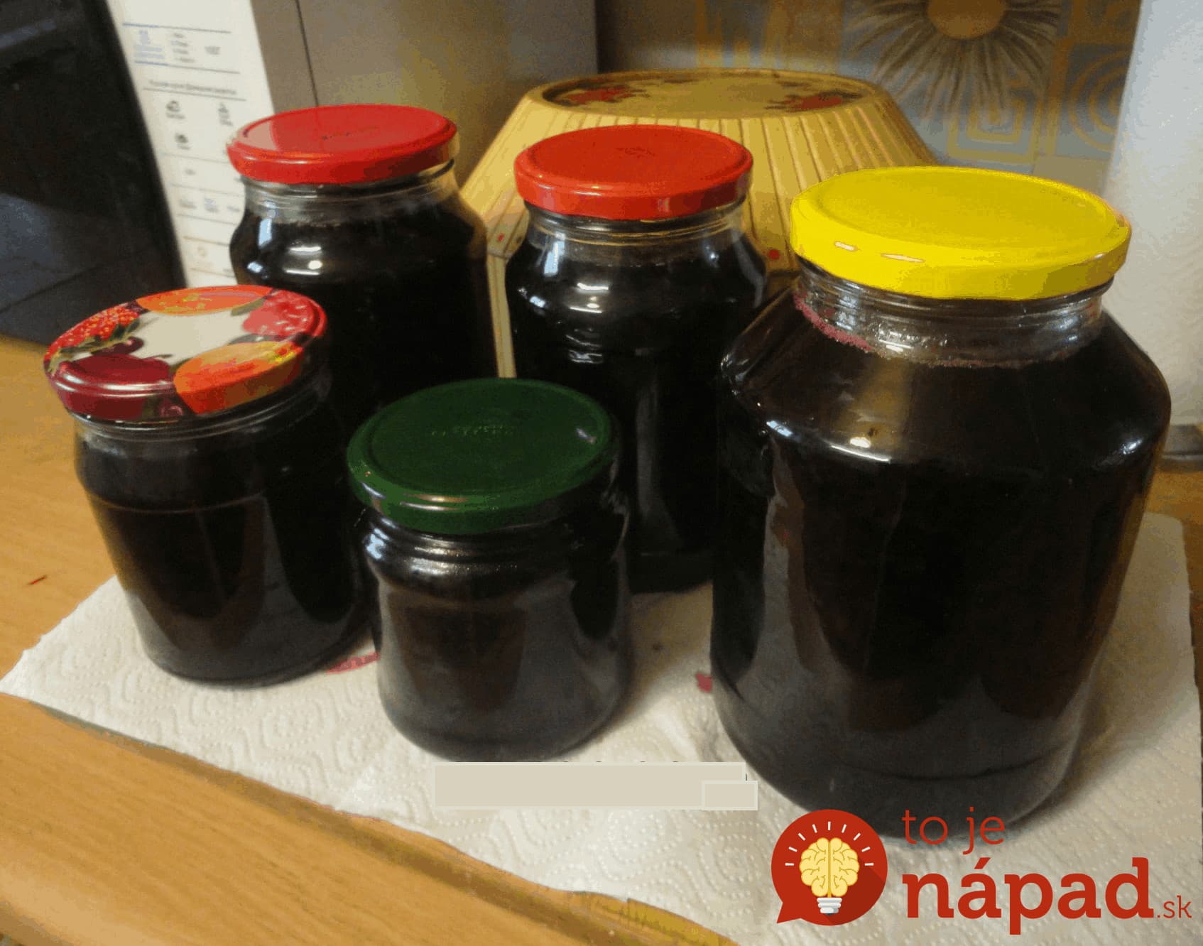 Dávka zdravia pre celú rodinu: Dokonalá šťava z čiernych ríbezlí, pripravená zastudena!