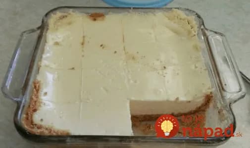 Zázračný krémový koláč z 3 prísad: Vyskúšala som ho na dovolenke a je neskutočný – 10 minút a máte hotovo!