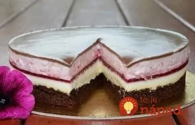 Dokonalá jogurtovo-malinová torta s čokoládou: Neskutočne chutný dezert, ktorý nedostanete ani v cukrárni!