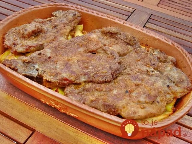 Cigánska na pekáči s cesnakom a slaninkou: Lepšie mäsko ste dávno nejedli!