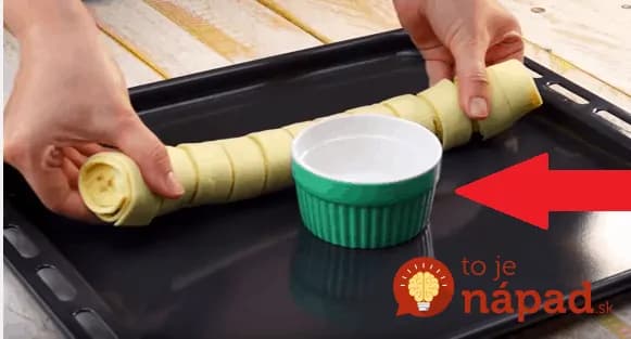 Vzala lístkové cesto, 1 banán a obyčajnú misku: Pár minút v rúre a deti teraz nebásnia o o ničom inom!