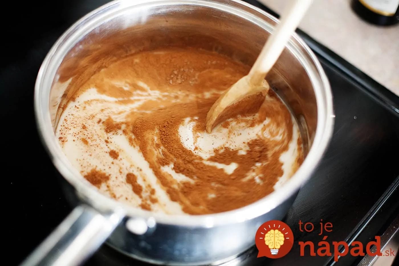 Bolí vás hrdlo? Skôr, ako zájdete do lekárne, skúste tento zázrak: Starý recept na liečivé mlieko vás dá do poriadku raz-dva!