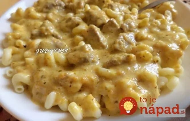 Geniálna „Divoká“ omáčka s bravčovým mäsom: Stačí k nej len pridať cestoviny a máte obed ako vyšitý!