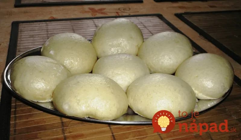 Parené buchty s lekvárom jemné ako dych: Jediný pravý a originálny recept!