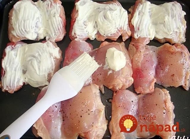 Rezne lenivej gazdinky: Netreba hodiny marinovať, stačí len natrieť a hodiť do rúry!