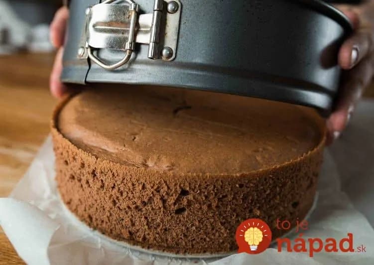 Kúzelná piškóta na tortu, bez gramu múky: Recept priamo od výborného cukrára, chuť je úžasná!