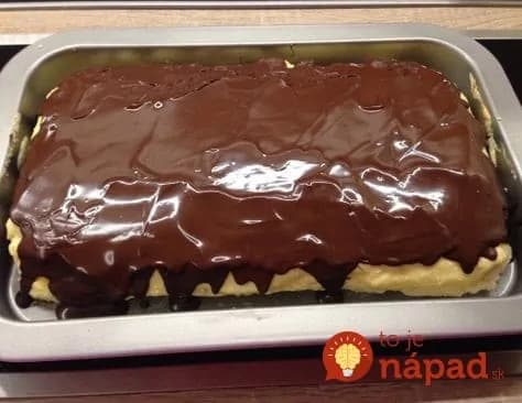 Nepečené smotanové lasagne s úžasnou polevou: Stačí len uložiť do formy a obliať – chutí to božsky!