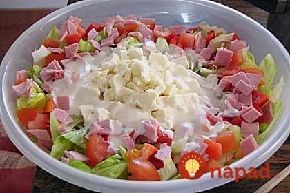 ŠÉFOV ŠALÁT: Tajomstvo je v tej dokonalej zálievke, ochutnáte a budete ju chcieť jesť aj celkom samú!