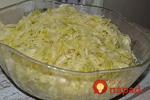 Hospodský kapustový šalát: Tajomstvo je v tej zálievke, kto skúsil ten ho ospevoval – najlepšia vec z kapusty!