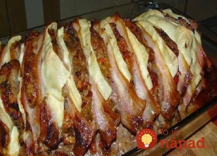 Plnená krkovička v marináde: Len narezať, zaliať marinádou a naplniť- geniálny obed bez roboty, zasýti aj celú armádu!