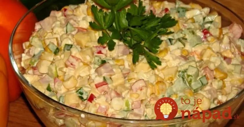 Ľahký a sýty Ruský šalát „Alenushka“: Chrumkavý, voňavý a za 5 minút hotový – báječný pôžitok z každej lyžice!