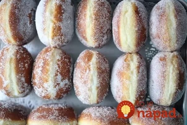 Žiadne vajcia ani žiadne mlieko: Najviac nadýchané a chutné šišky za centy, nafúknu sa počas pečenia!