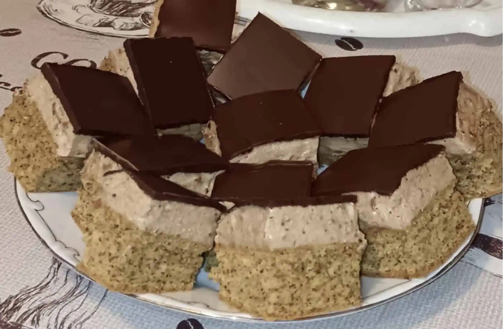 Orechovo kávové rezy: Božský zákusok (nielen) na Veľkú noc!