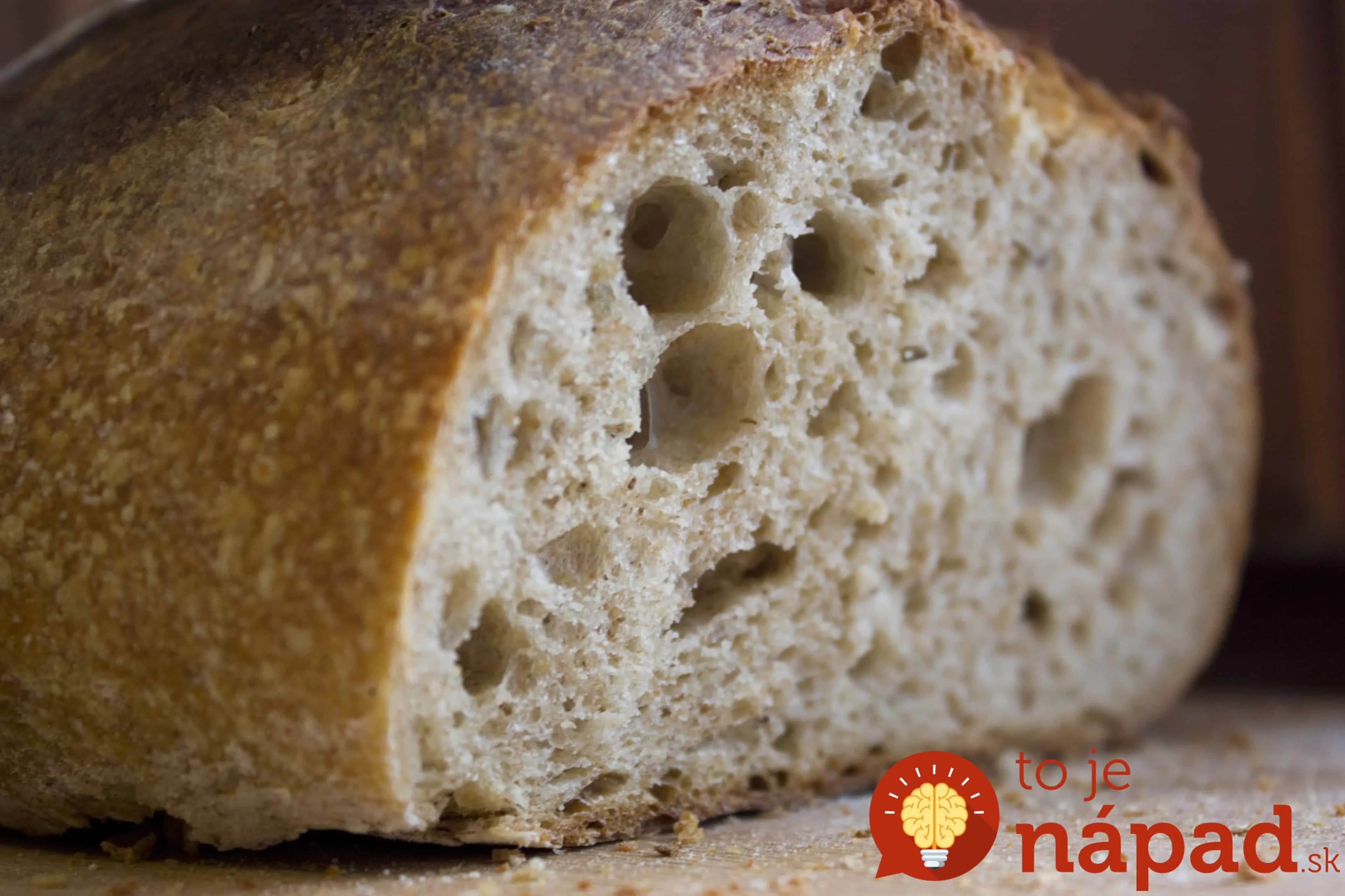 Výborný chlebík – zatiaľ najlepší, aký som kedy piekla: Vo vnútri je neskutočne nadýchaný a na vrchu chrumkavý – robím každý týždeň!