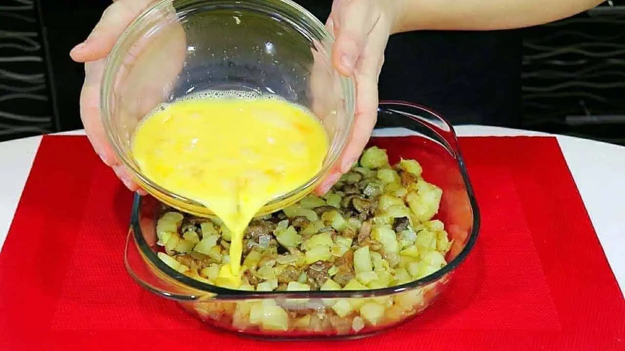 Čo variť z malej výplaty? 19 výborných jedál zo základných surovín, ktoré vás nevyjdú ani na 3 eurá a zasýtia celú rodinu!