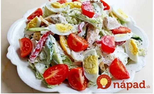 11 diétnych šalátov s kuracím mäsom namiesto večere: Pokojne sa môžete najesť do sýtosti a pritom stále chudnete!