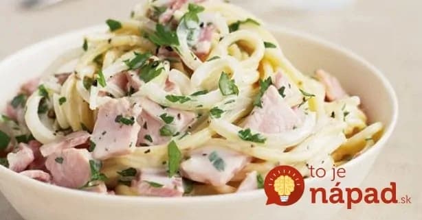 Bombastické špagety so syrovou omáčkou za 10 minút na stole: Prudko žravé, hneď hotové a z jednej panvice!