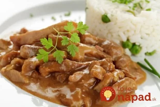 Bravčové kúsky s mrkvou v krémovo horčicovej omáčke: Nič lepšie som už dlho nejedla, tá omáčka nemá chybu!