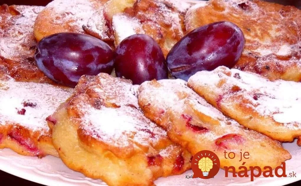 Lievance s kyslou smotanou a ovocím za 5 minút, jemné ako vatička: Lepšie raňajky si neviem predstaviť!