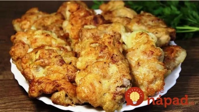 Vyprážané fašírky z mletého už nerobím, toto je stokrát lepšie: Mäso stačí zamiešať s kyslou smotanou, cibuľou a o 10 minút máte obed ako lusk!