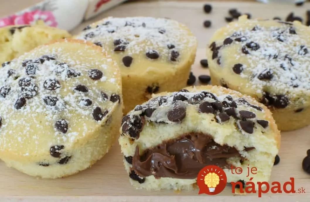 Super jemné vanilkové muffiny s Nutellou: Zabudnite na suché cesto, sú krémové, vláčne a chutia božsky!