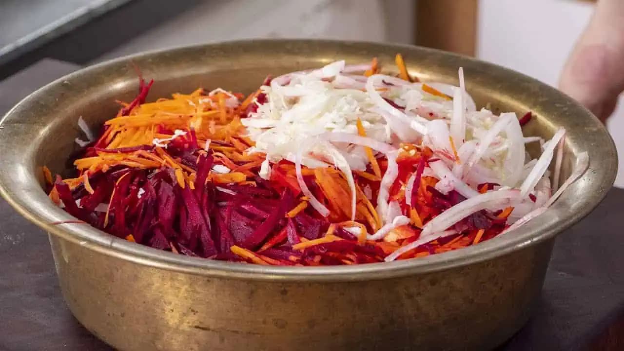 Recept, ktorý dá po sviatkoch do poriadku trávenie a zoštíhlia pás: Dávam ho aj k rezňom, zaručene vám nebudete ťažko!
