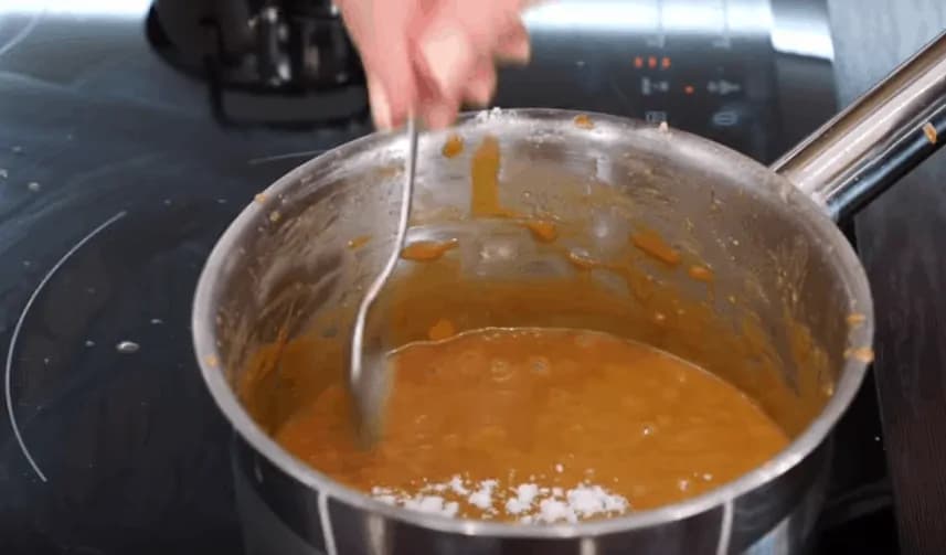 Karamelové SALKO už nekupujem: Cukráka ma naučila, ako vyrobiť zásobu na celé sviatky len za 10 minút!