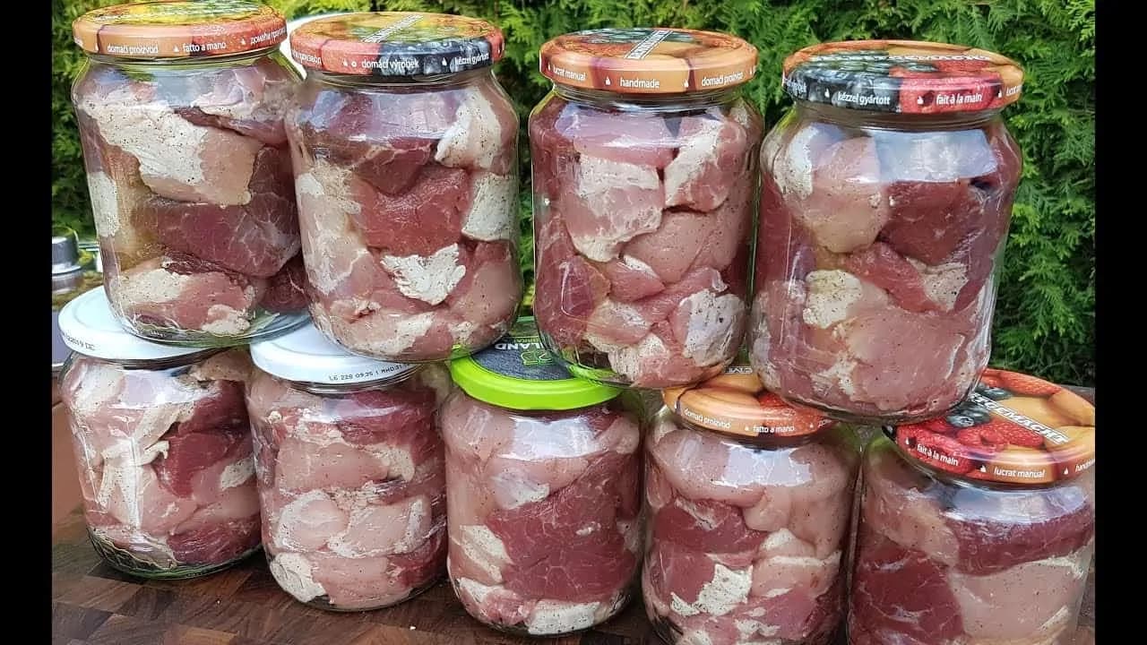 Domáca mäsová konzerva bez predvárania: Taká geniálna, že u nás sa vyjedá priamo z pohárov, netreba ani pečivo!