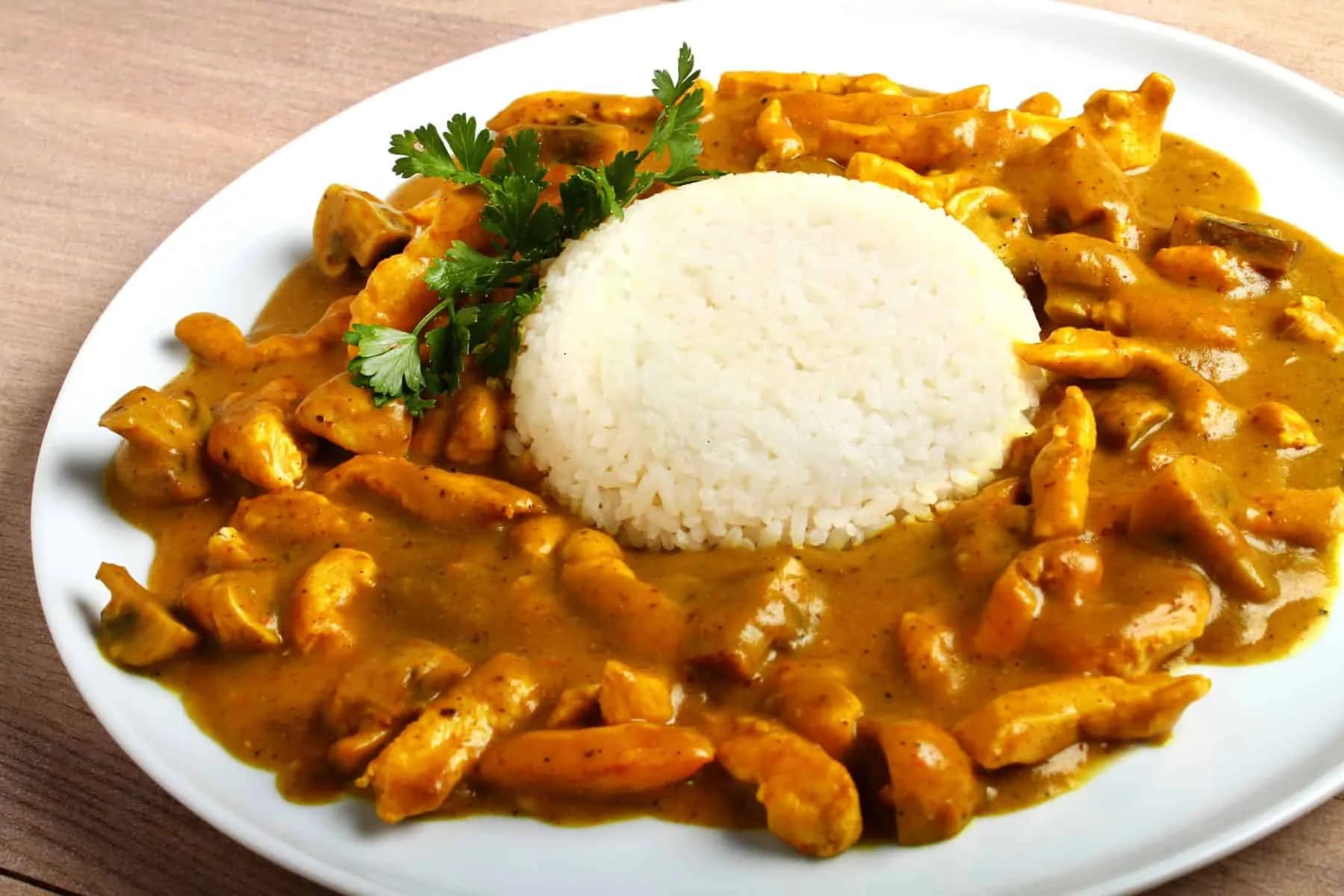 Minútkové kuracie kúsky v omáčke s horčicou a kyslou smotanou: Nič lepšie som už dáno nejedla!