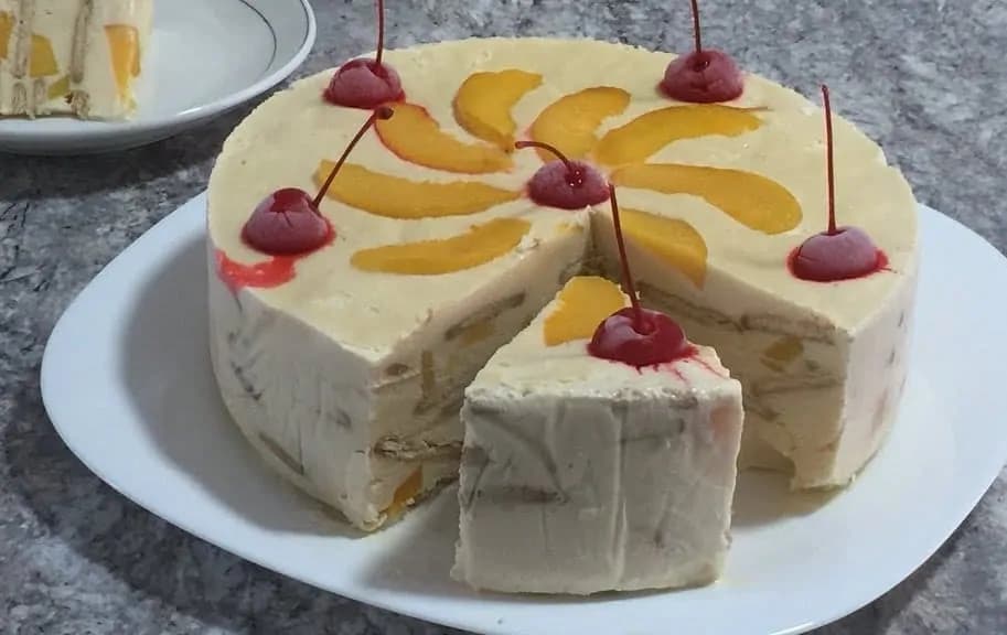 Nepečená torta z kyslej smotany a Salka: Najlepší krémový ovocný dezert, aký ochutnáte!
