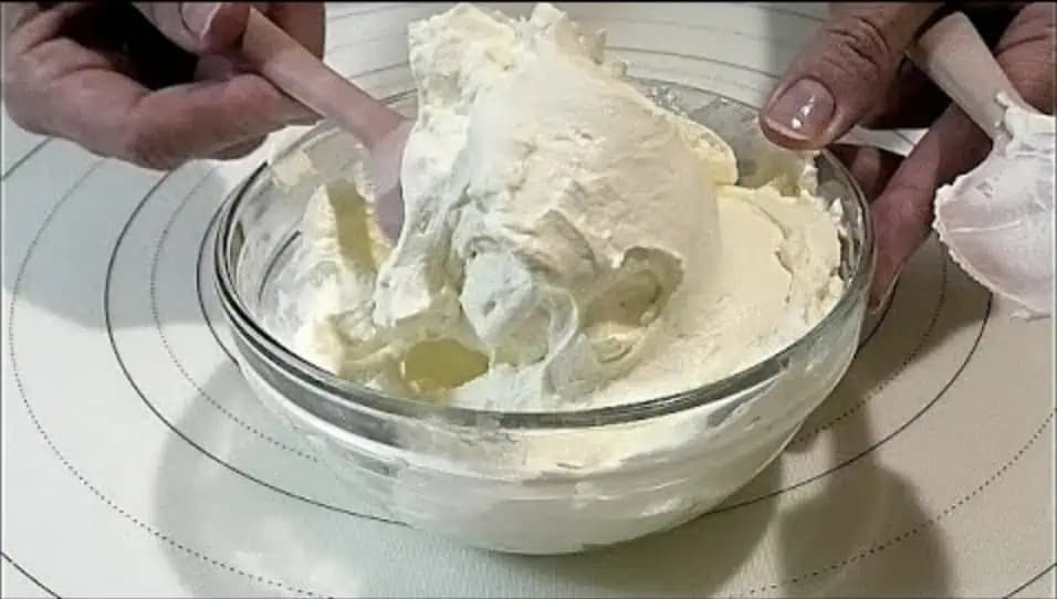 Drahé mascarpone už v obchode nekupujem, toto je jednotka: 10 minút a máte zásobu do všetkých dezertov!