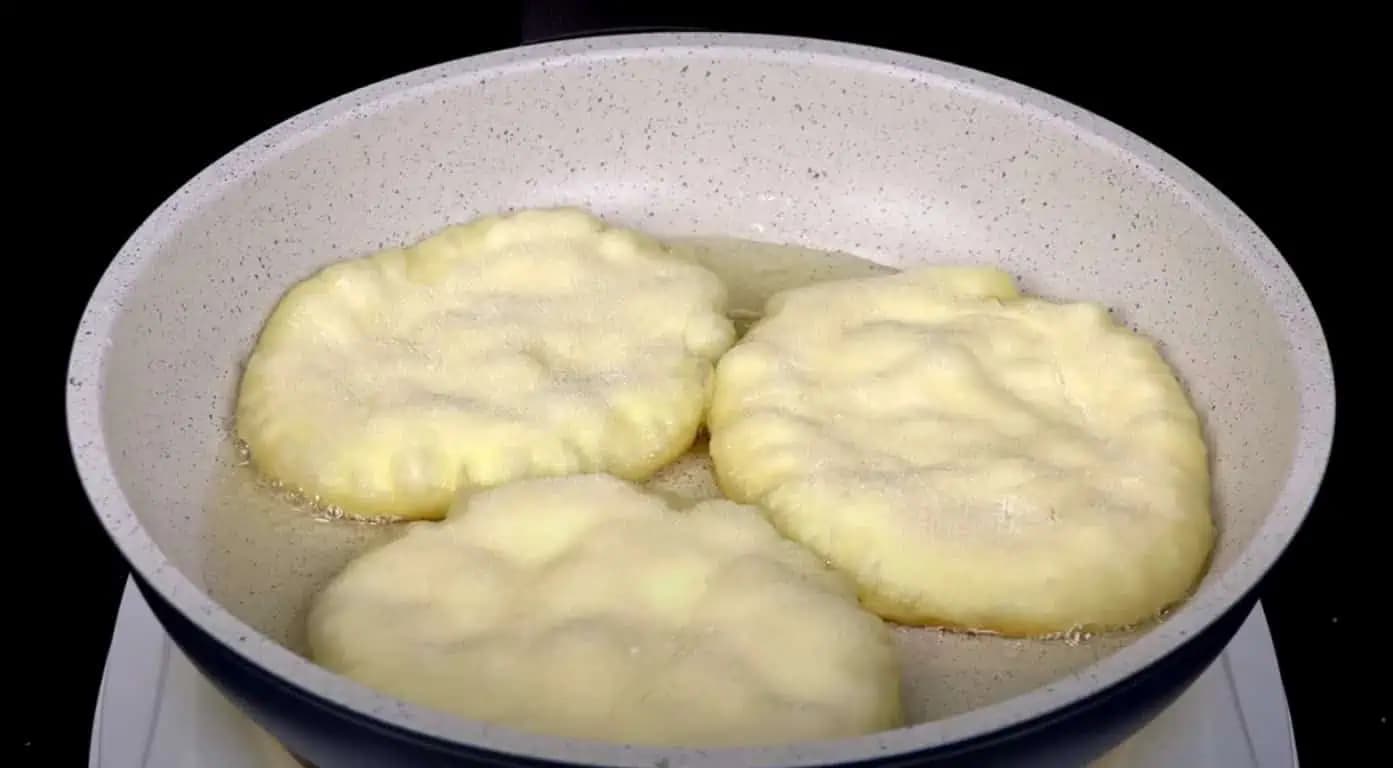 Cigánske placky: Geniálne jedlo za lacný peniaz, s ktorým budete žať úspech!