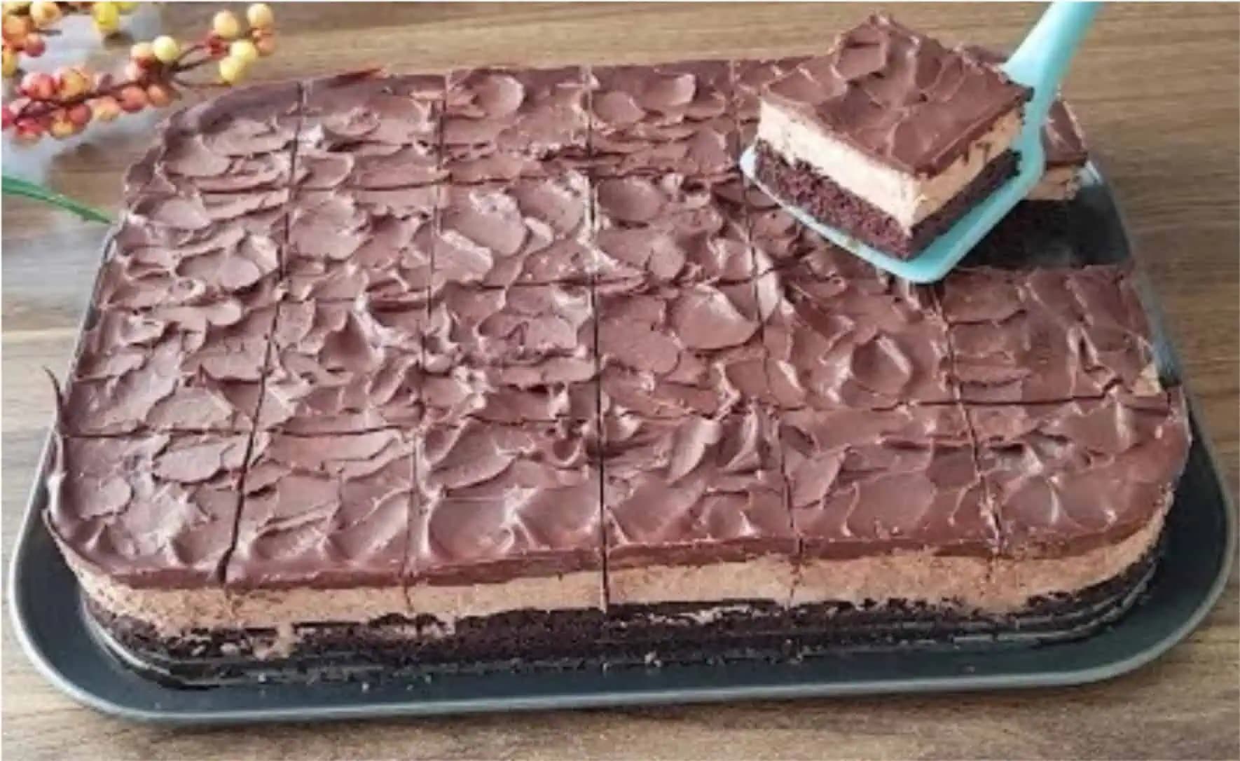 Božský orechovo-kávový zákusok: Je tak nevýslovne dobrý, že jeden kúsok nikdy nestačí!